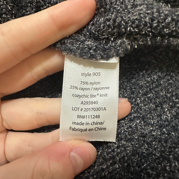 Barefoot Dreams Charcoal Gray Cardigan 🖤 - Picture 13 of 14